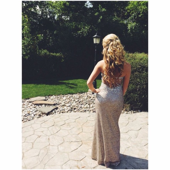 Prom dress - Picture 3 of 3